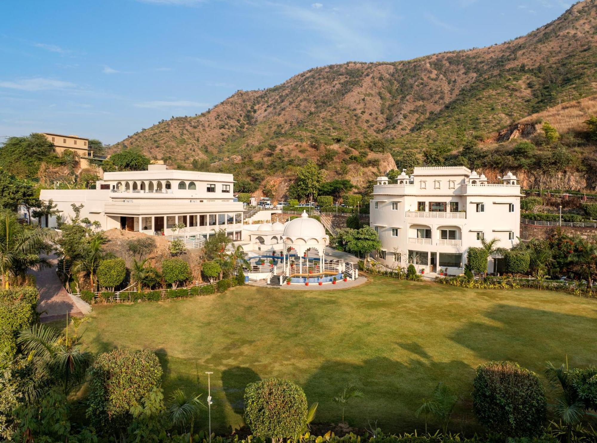 Sayaji Resorts & Spa Udaipur Exterior foto